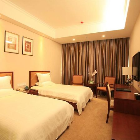 Greentree Inn Beijing Daxing Huangcun Qingyuan Road Metro Station Express Hotel 외부 사진